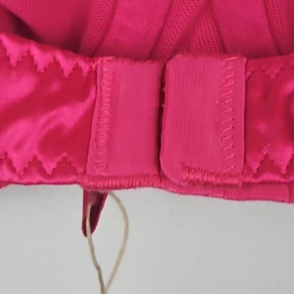 SKIMS UNDERWIRE DEMI CUP BRA NWT - Picture 5 of 10